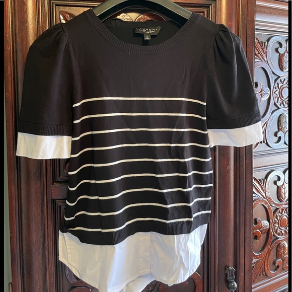 Laundry By Shelli Segal Tops - Laundry blue and white stipend top